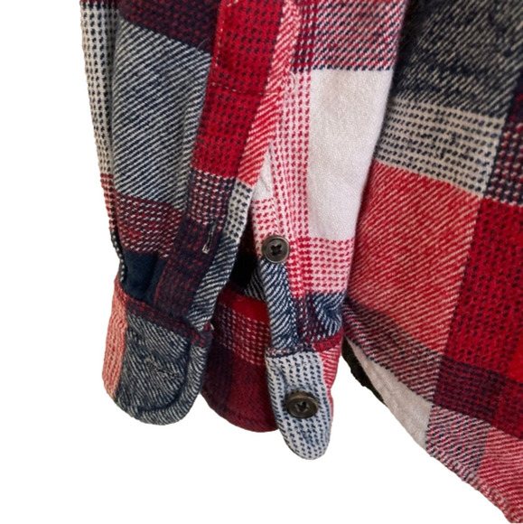 Forever 21 red, blue and white plaid flannel button down shirt. Size S - Picture 4 of 6